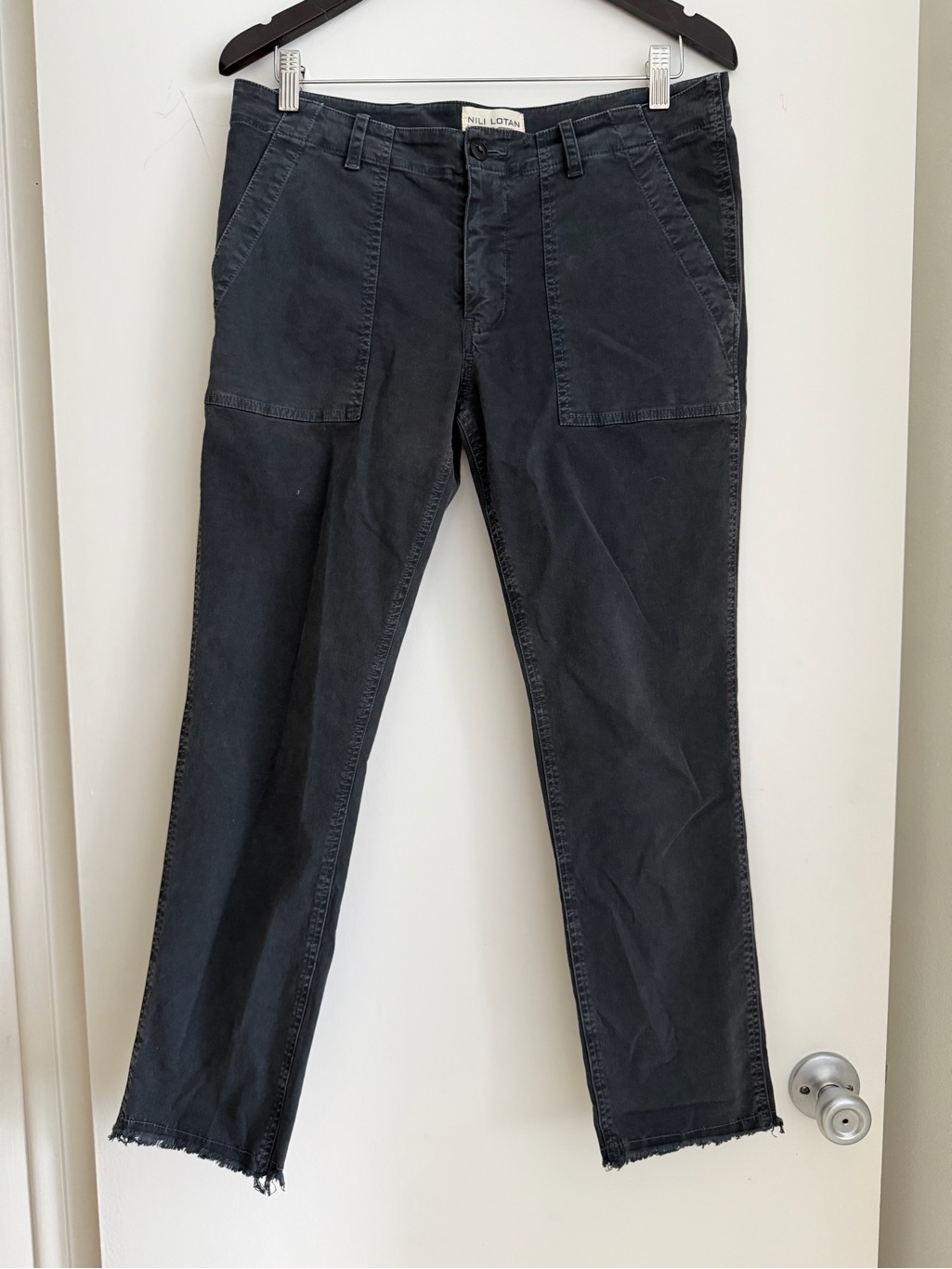 Nili Lotan Jenna Cotton Utility Pants In Carbon